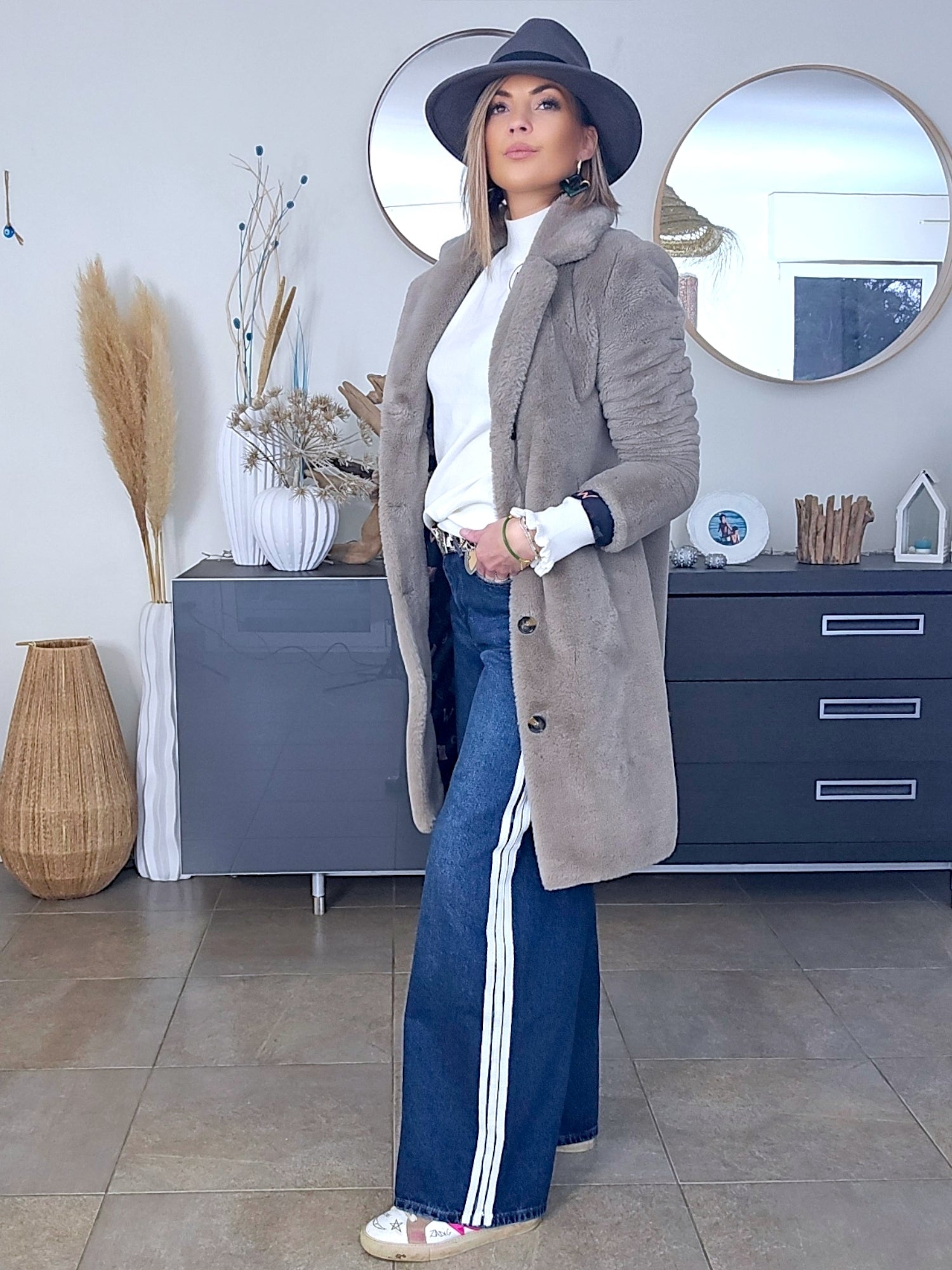 Manteau fausse fourrure