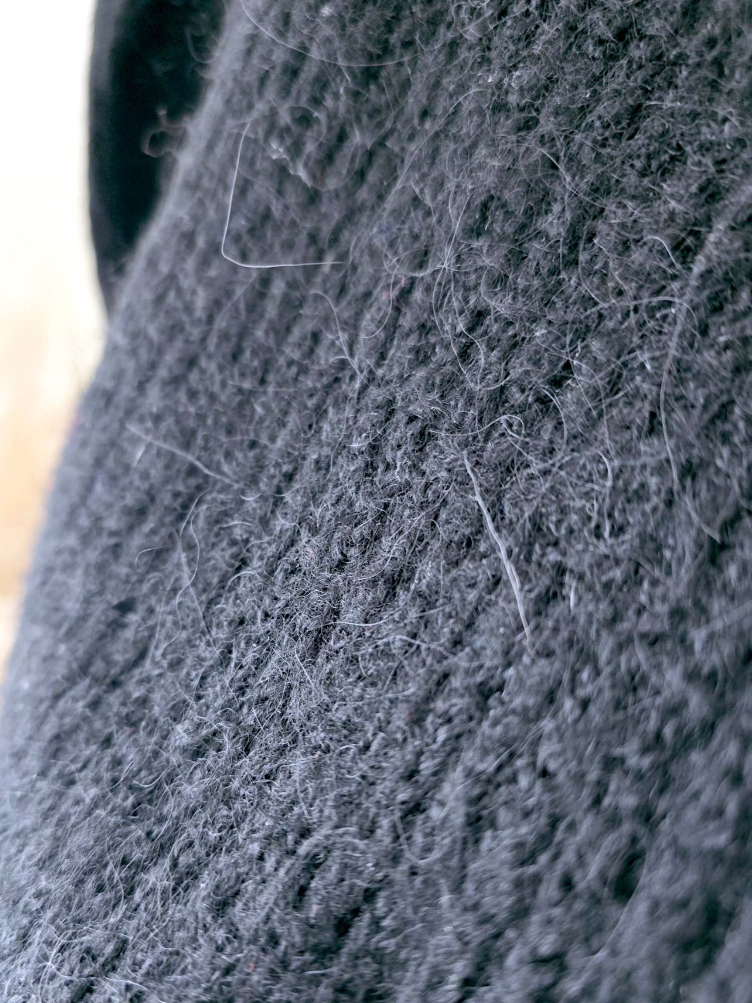 Pull Black à maille douce