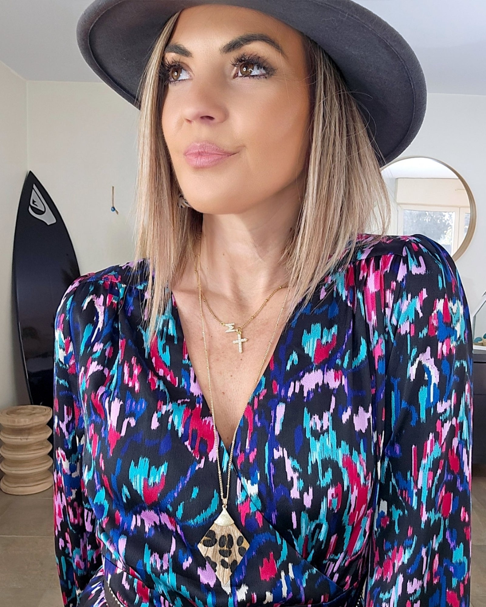 Robe col V