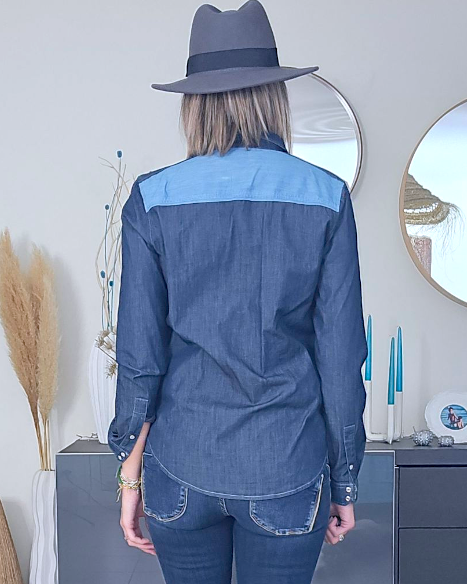 Chemise bleue en denim