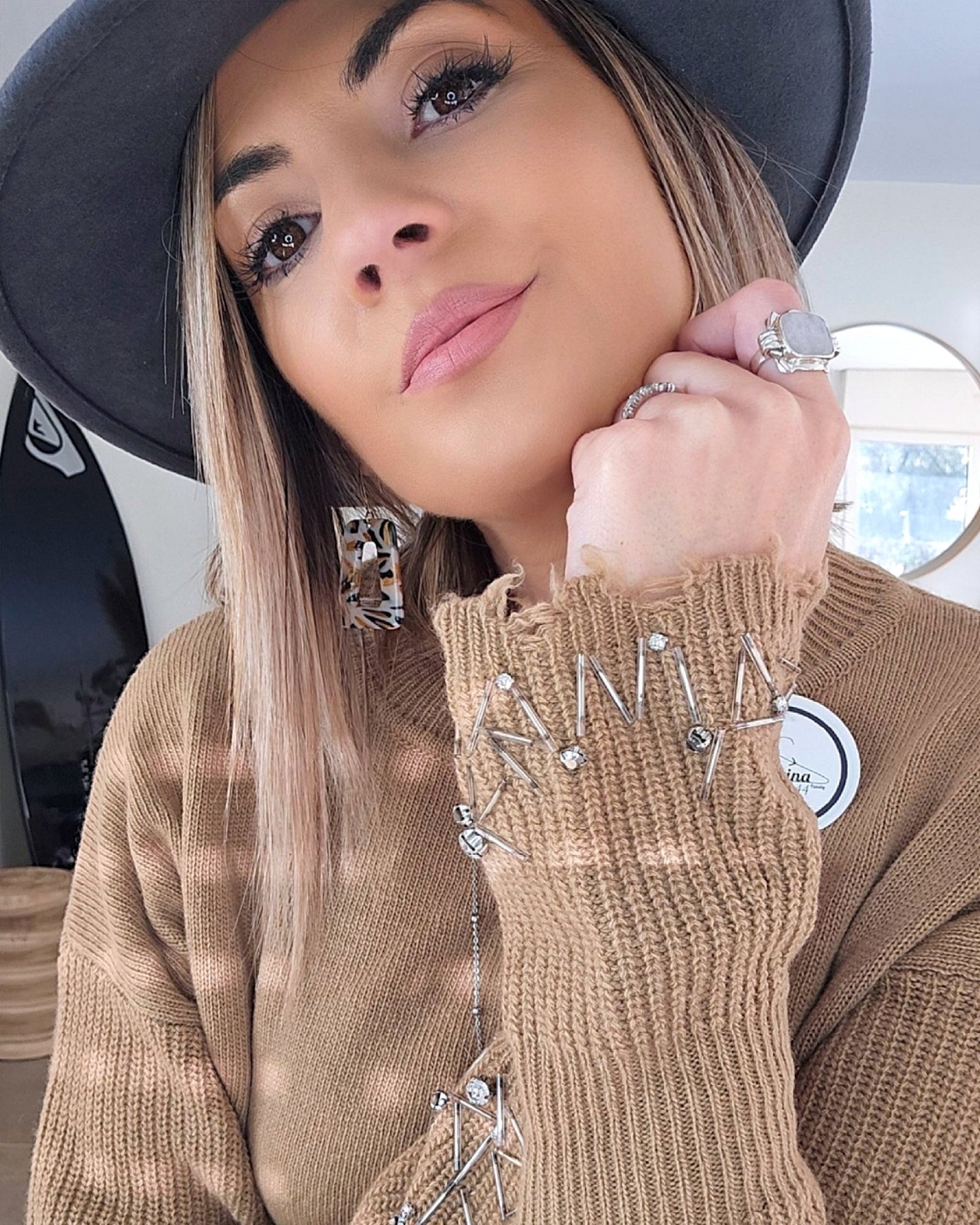 Pull perles bijoux - 𝐌𝐚𝐫𝐢𝐧𝐚𝟒𝟒𝐟𝐚𝐦𝐢𝐥𝐲