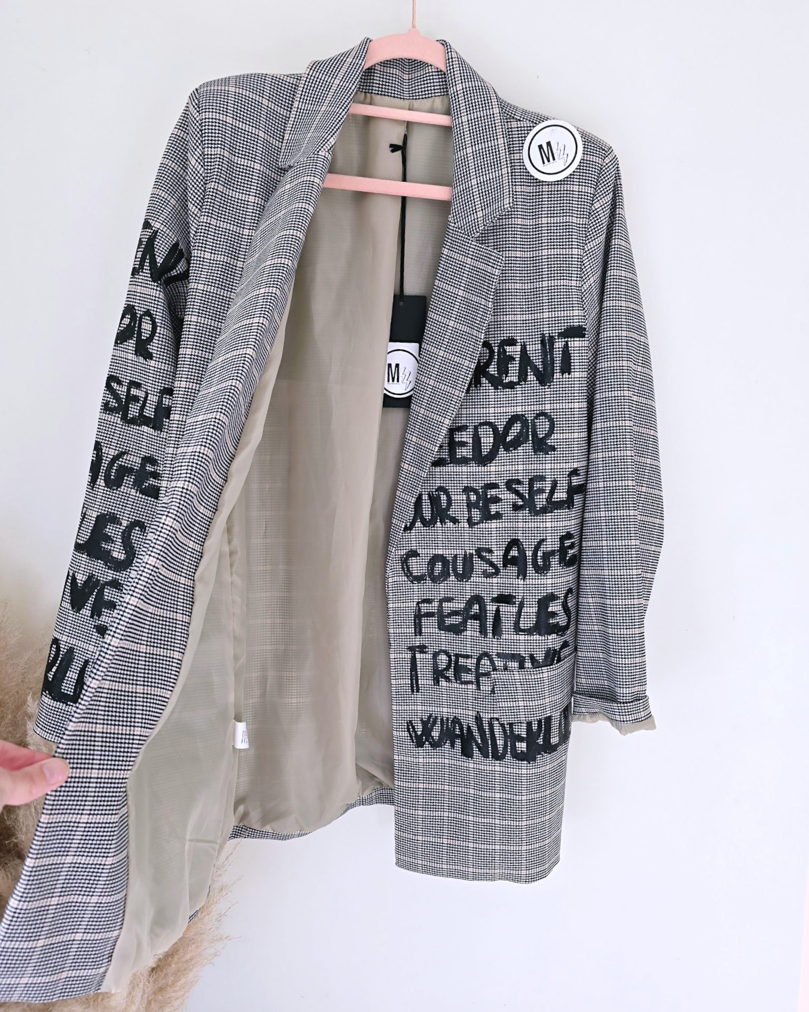 Veste boy à carreaux et tags