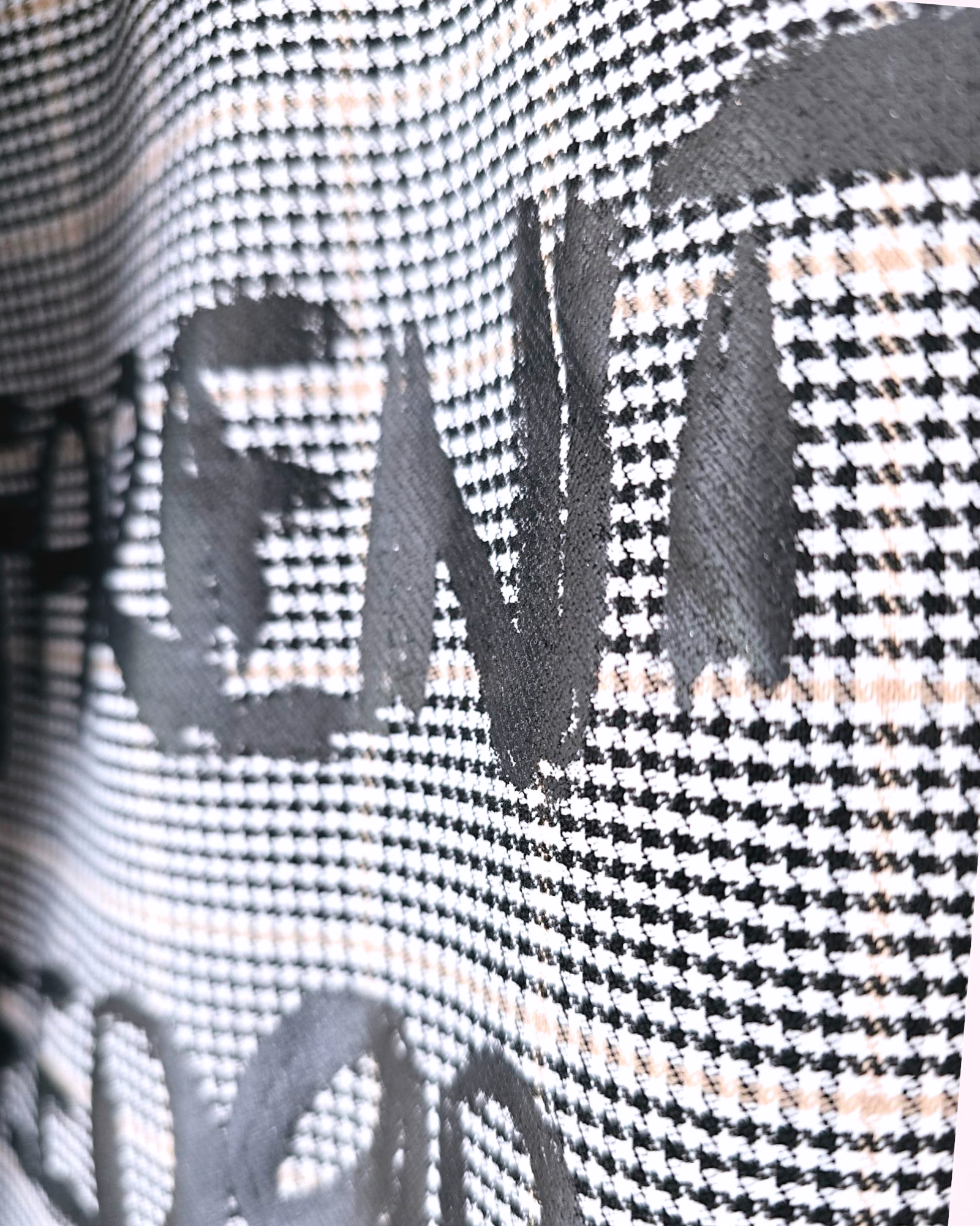 Veste boy à carreaux et tags