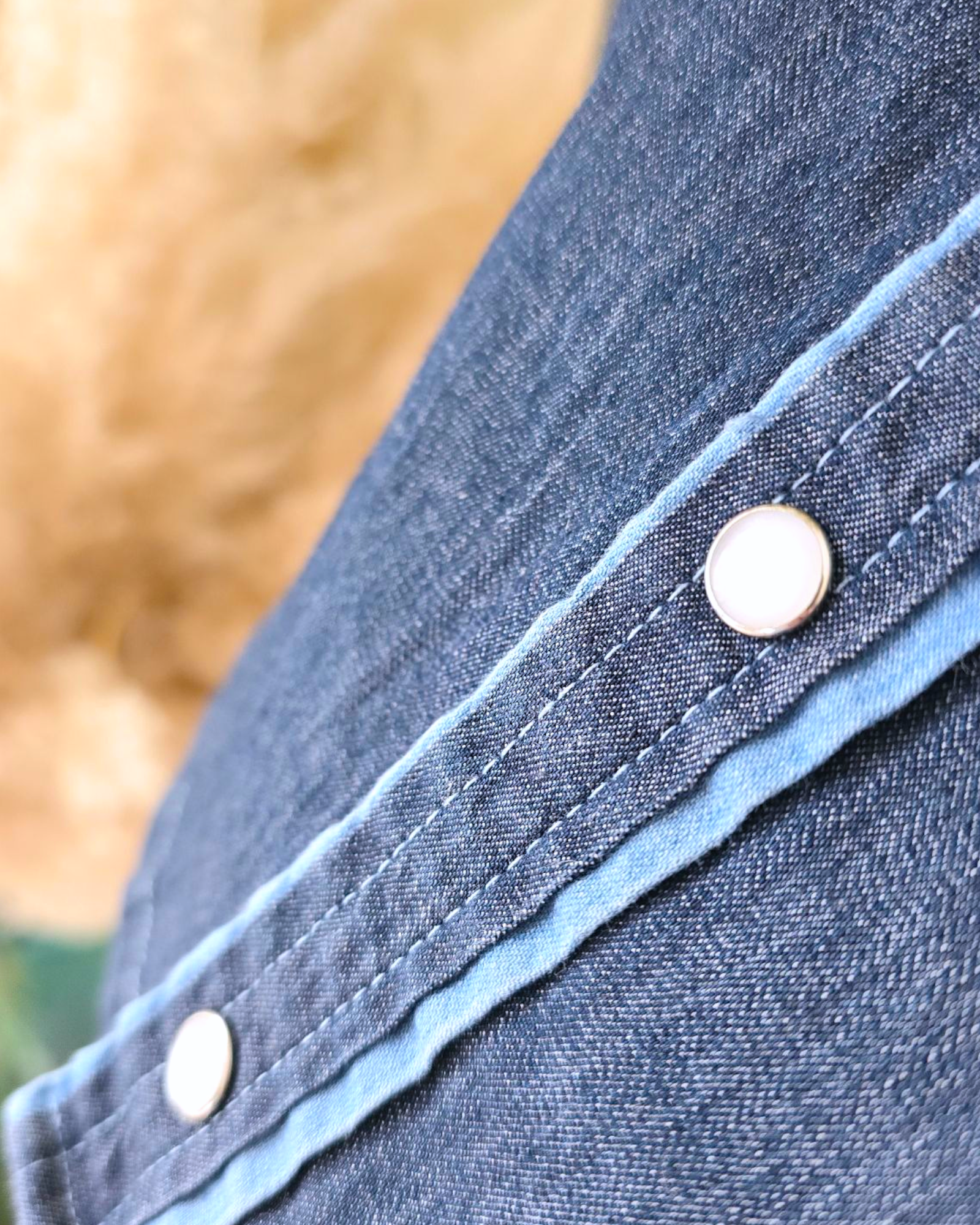 Chemise bleue en denim