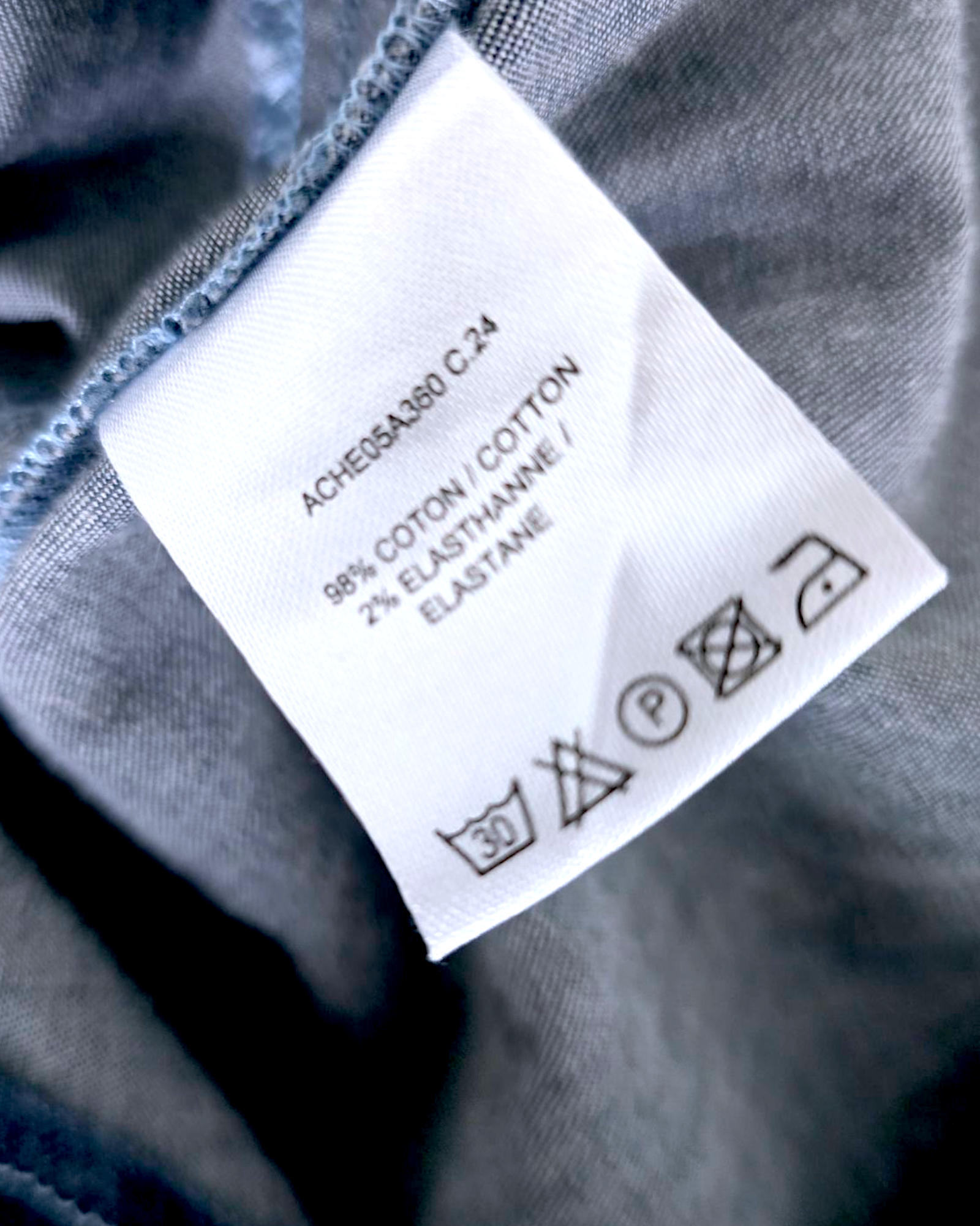 Chemise bleue en denim