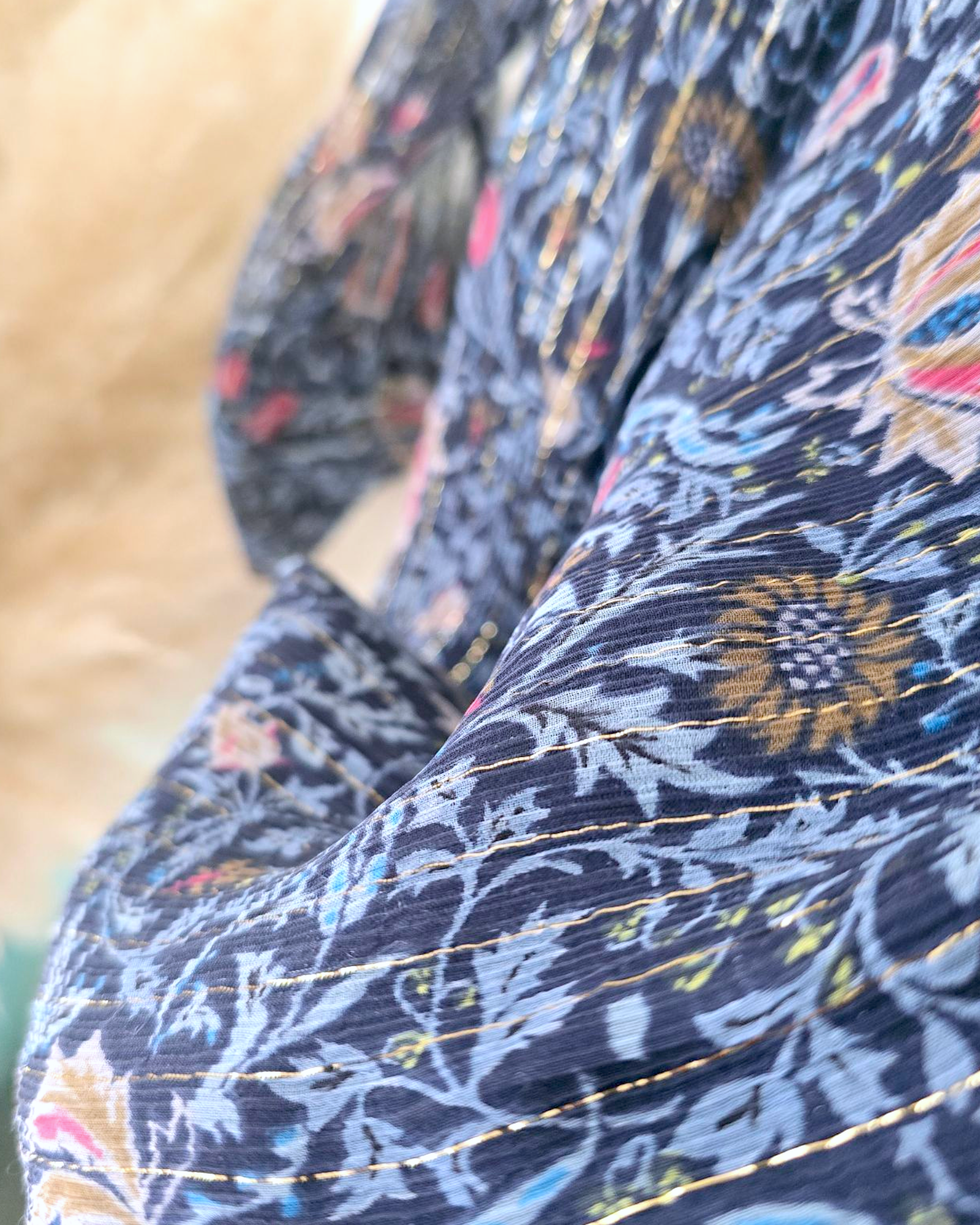 Robe bleue en soie