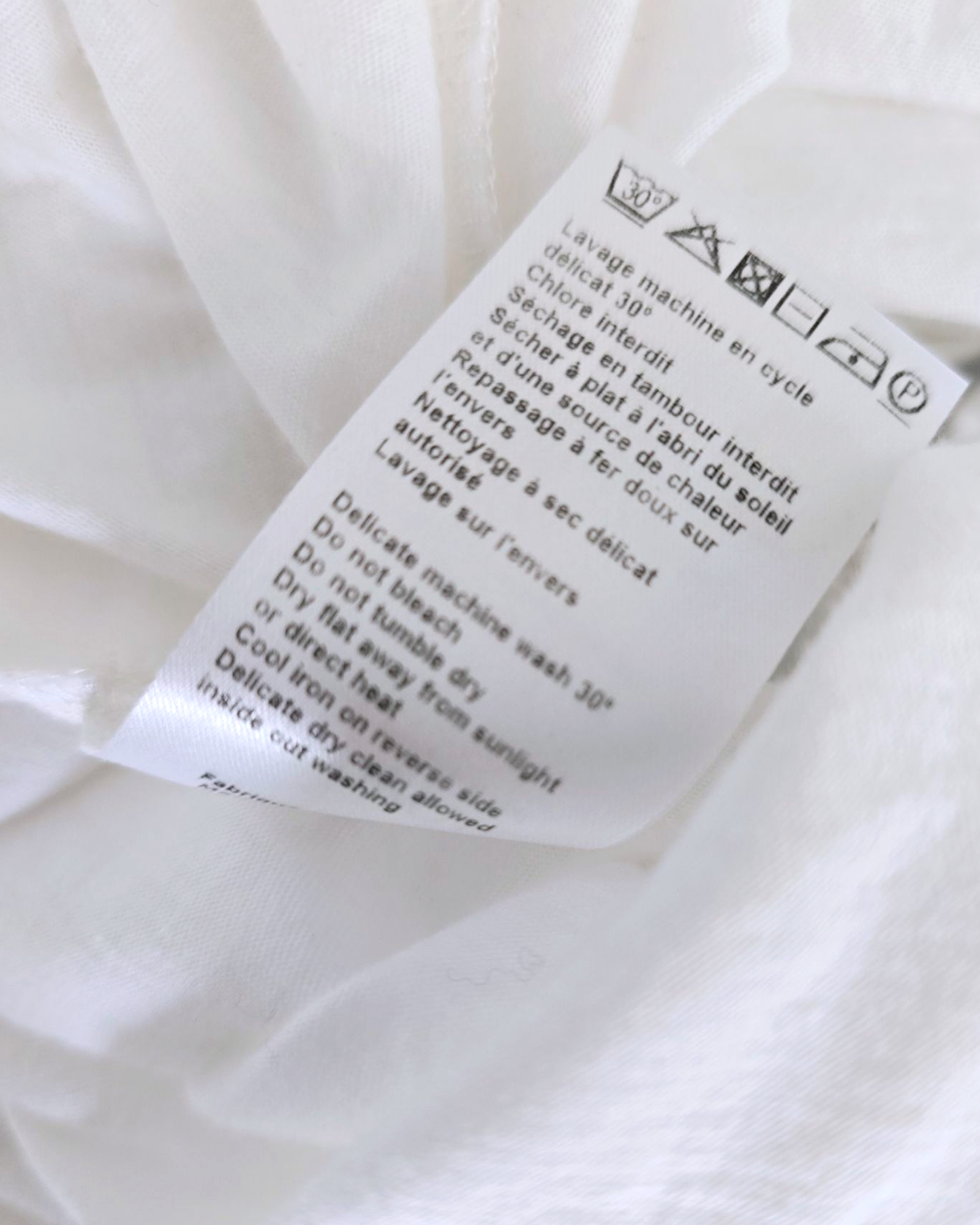Tee-shirt inscriptions
