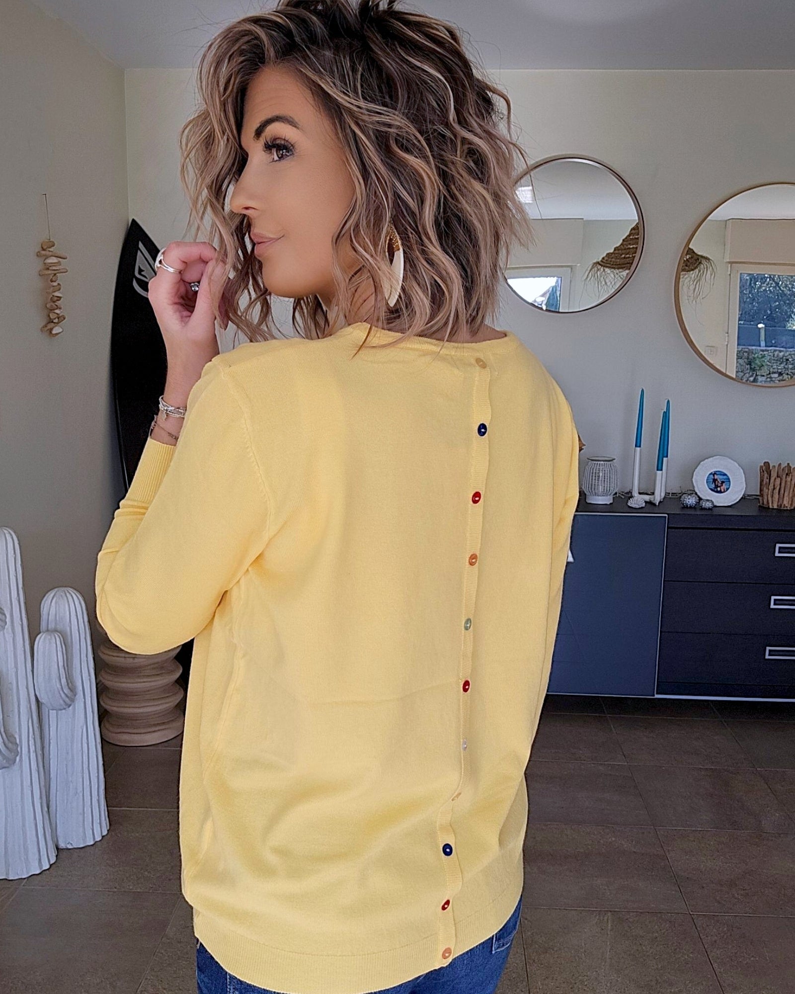 Pull yellow