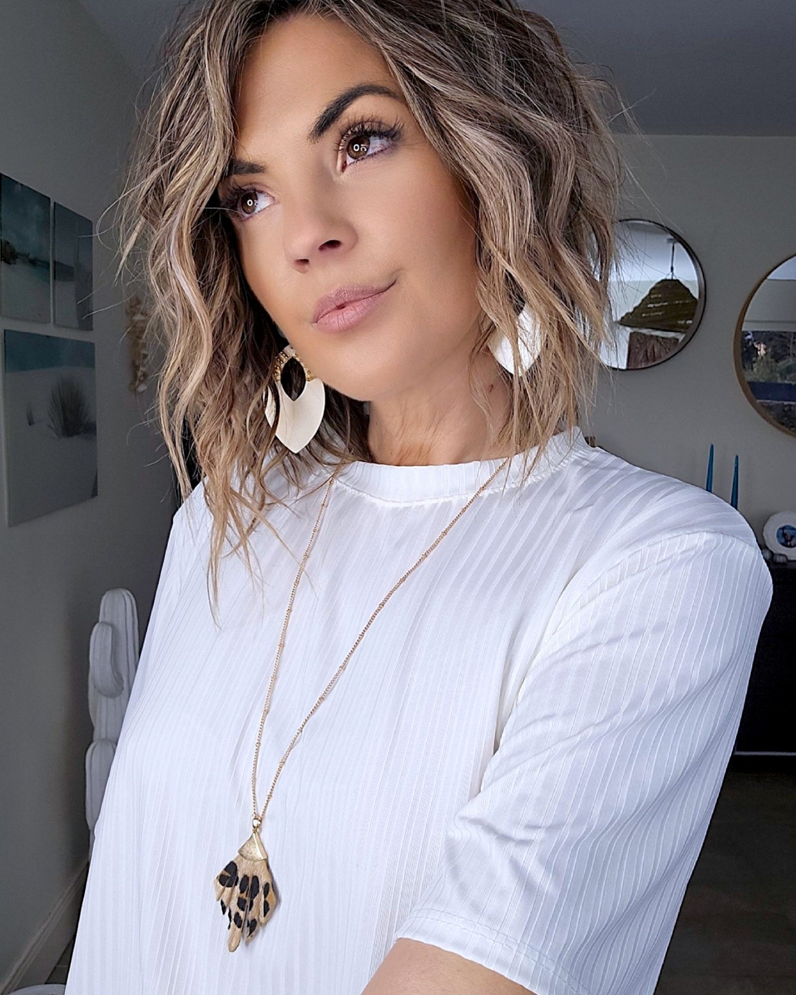 Ensemble White