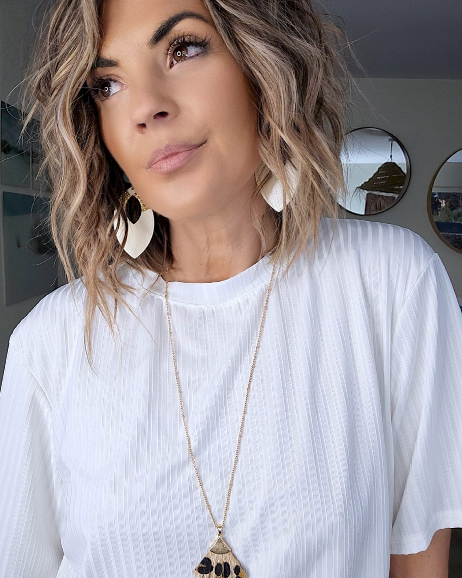 Ensemble White