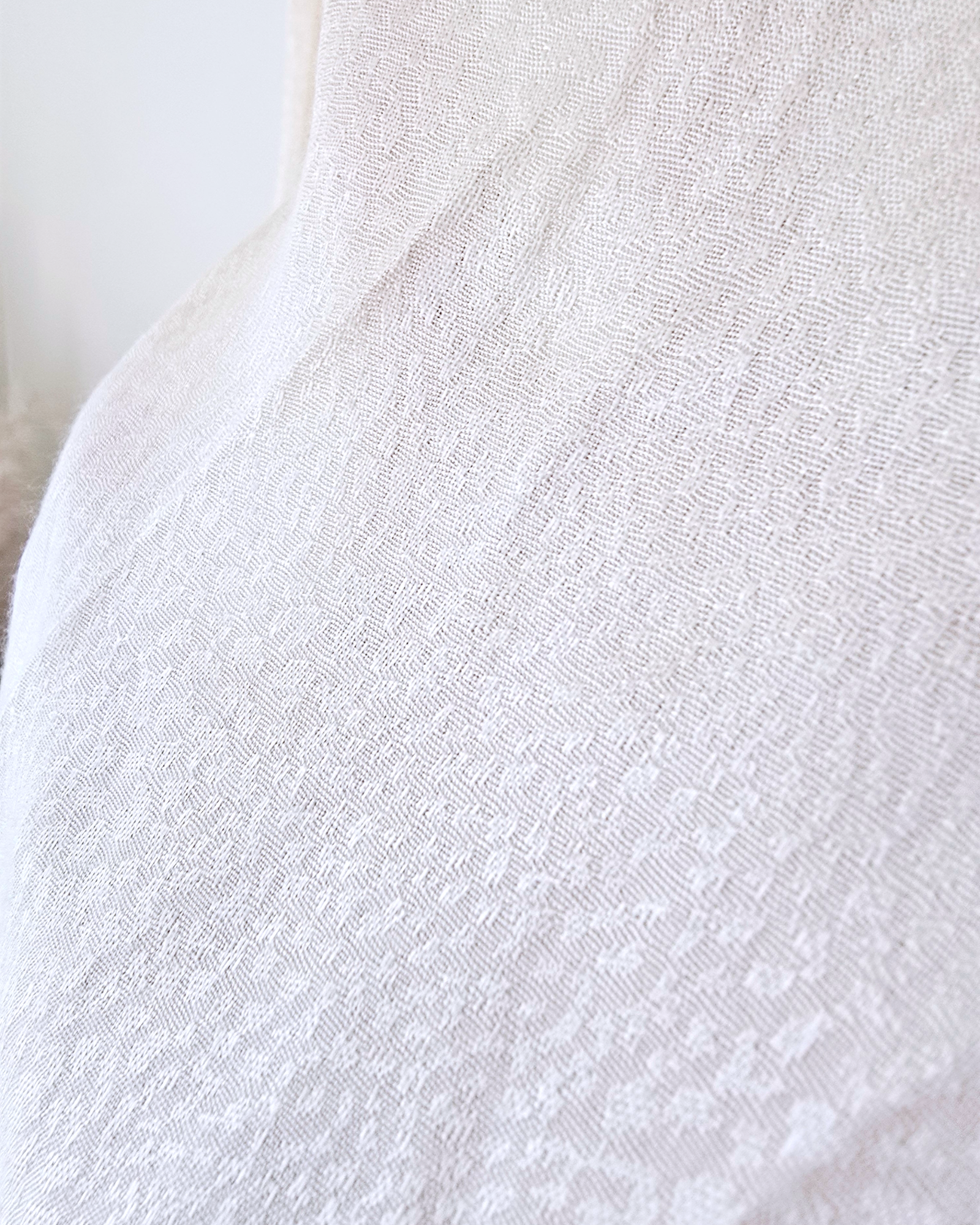 Chemise fluide à imprimé en relief - 𝐌𝐚𝐫𝐢𝐧𝐚𝟒𝟒𝐟𝐚𝐦𝐢𝐥𝐲