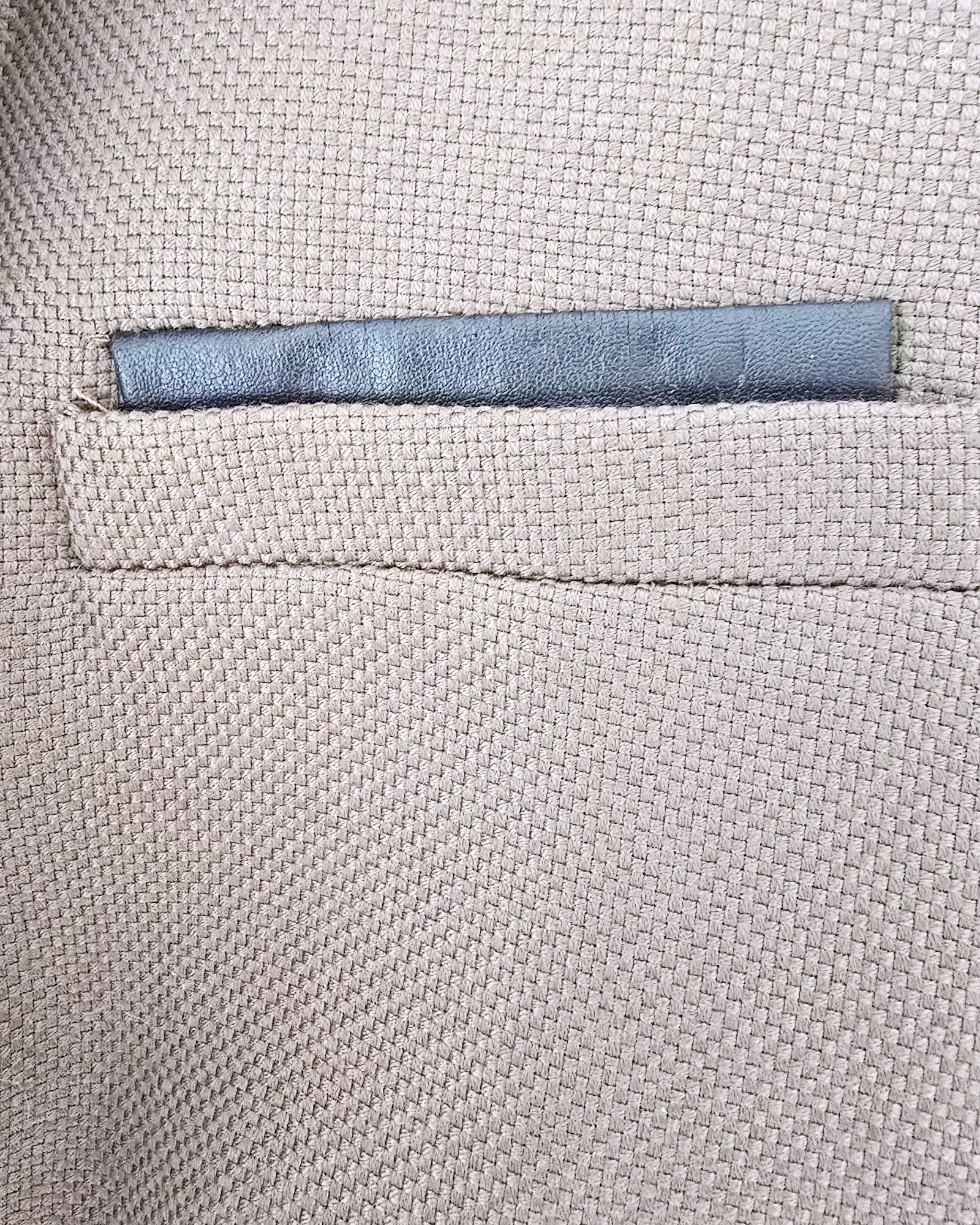 Veste chic beige foncé avec empiècements cuir