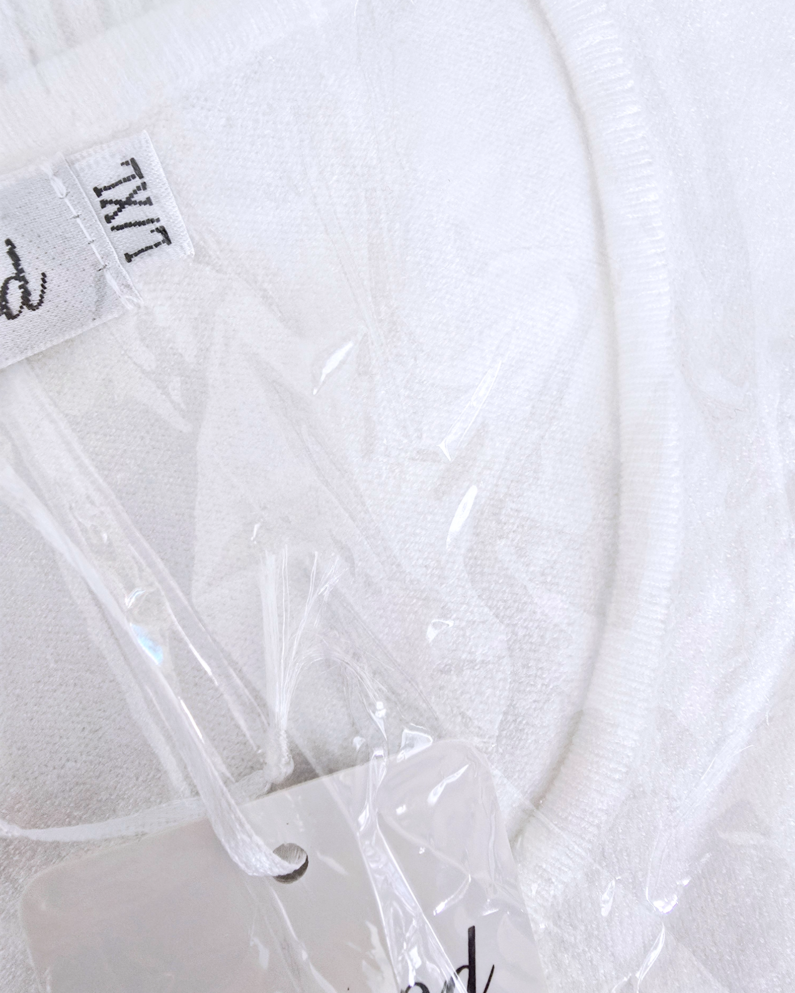 Pull blanc maille fine