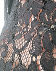 Haut noir en dentelle