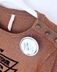 Pull bronze à inscriptions