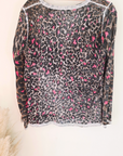 Pull léopard rose vif