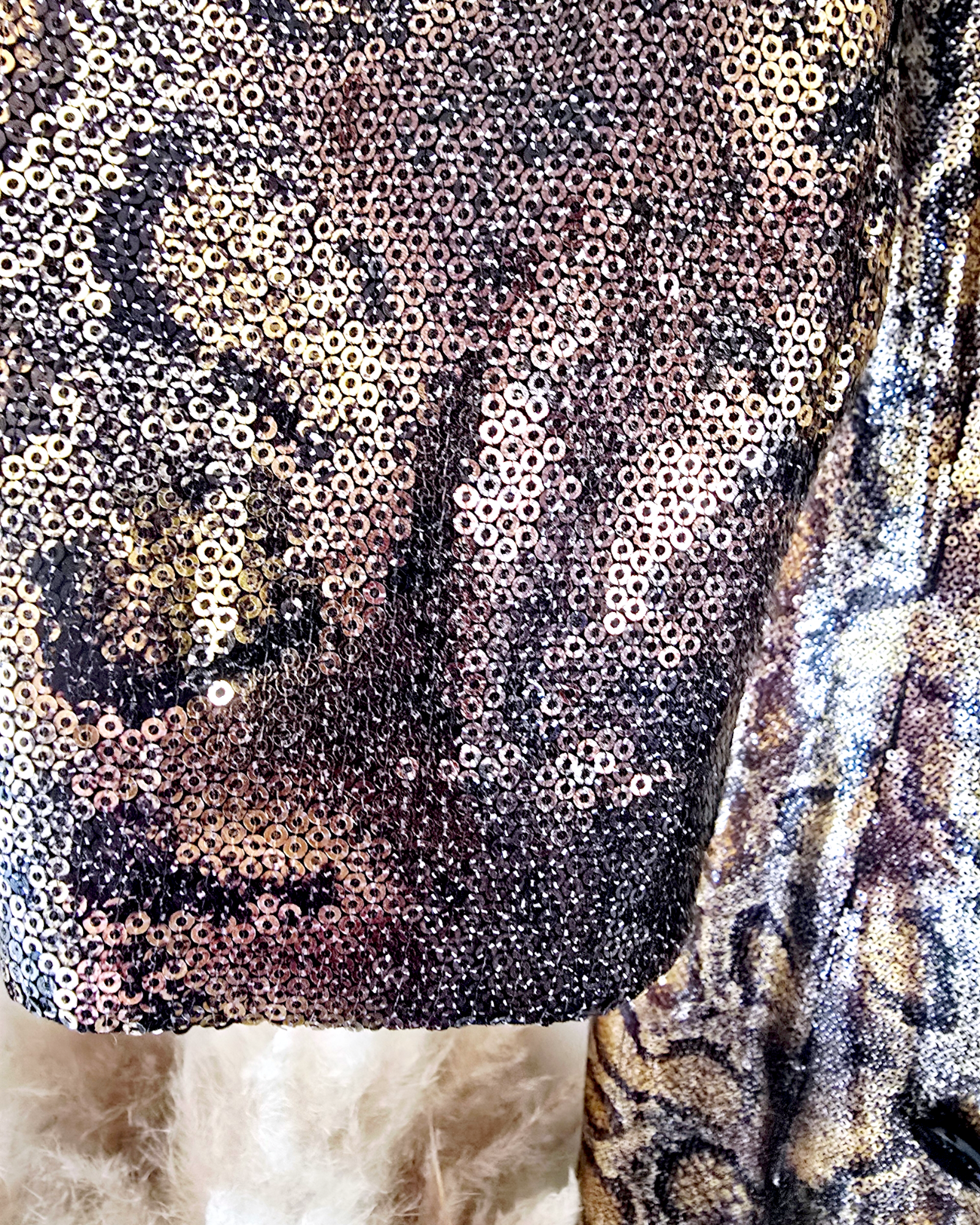 Robe smoking imprimé python à sequins