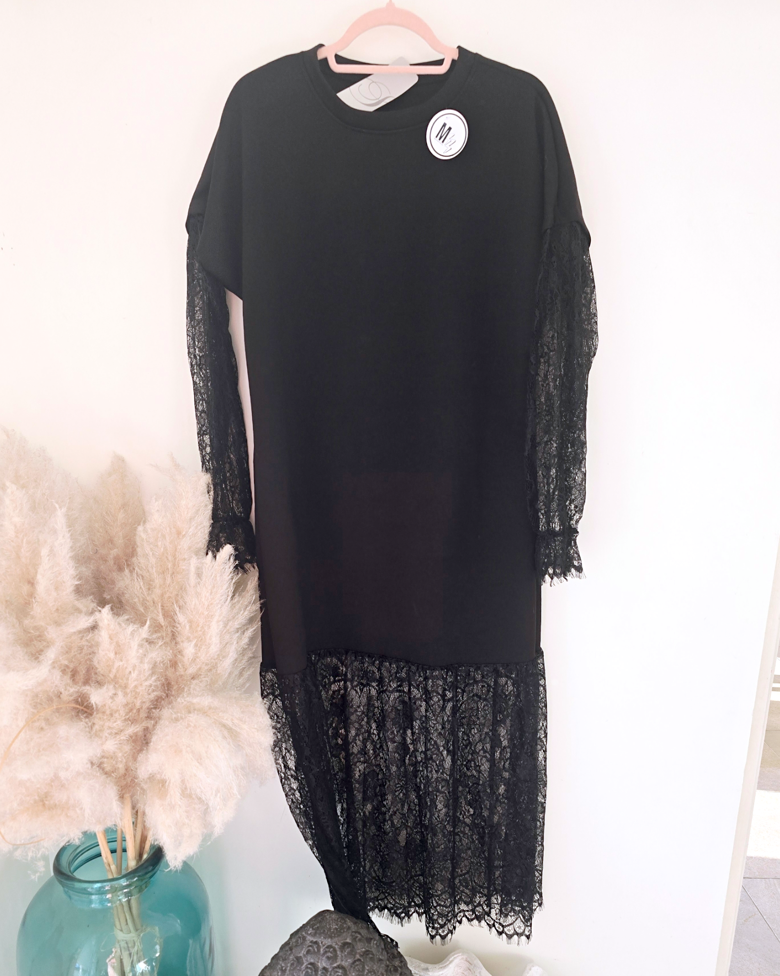 Robe noire sweat et dentelle