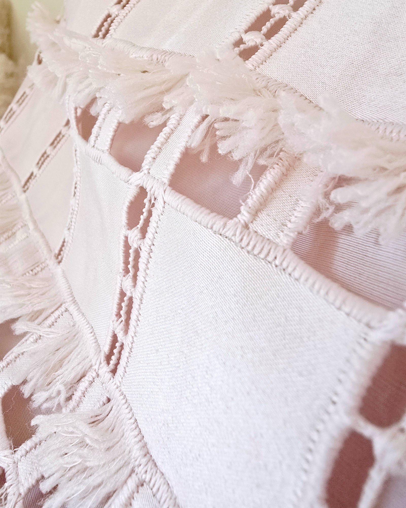 Robe rose plumetis