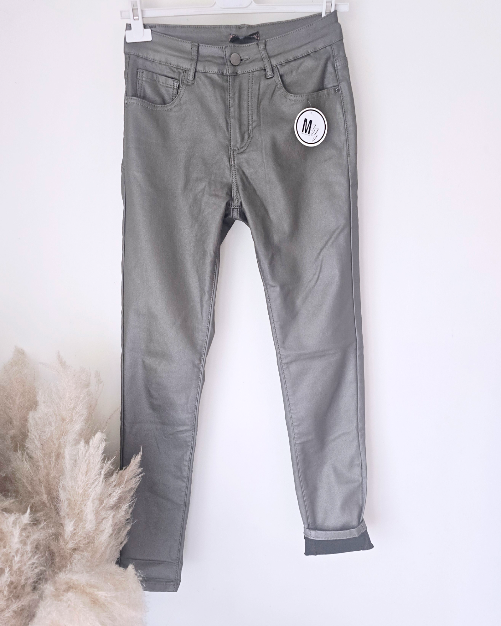 Pantalon slim huilé métal