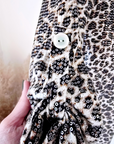 Veste chemise en sequins léopard