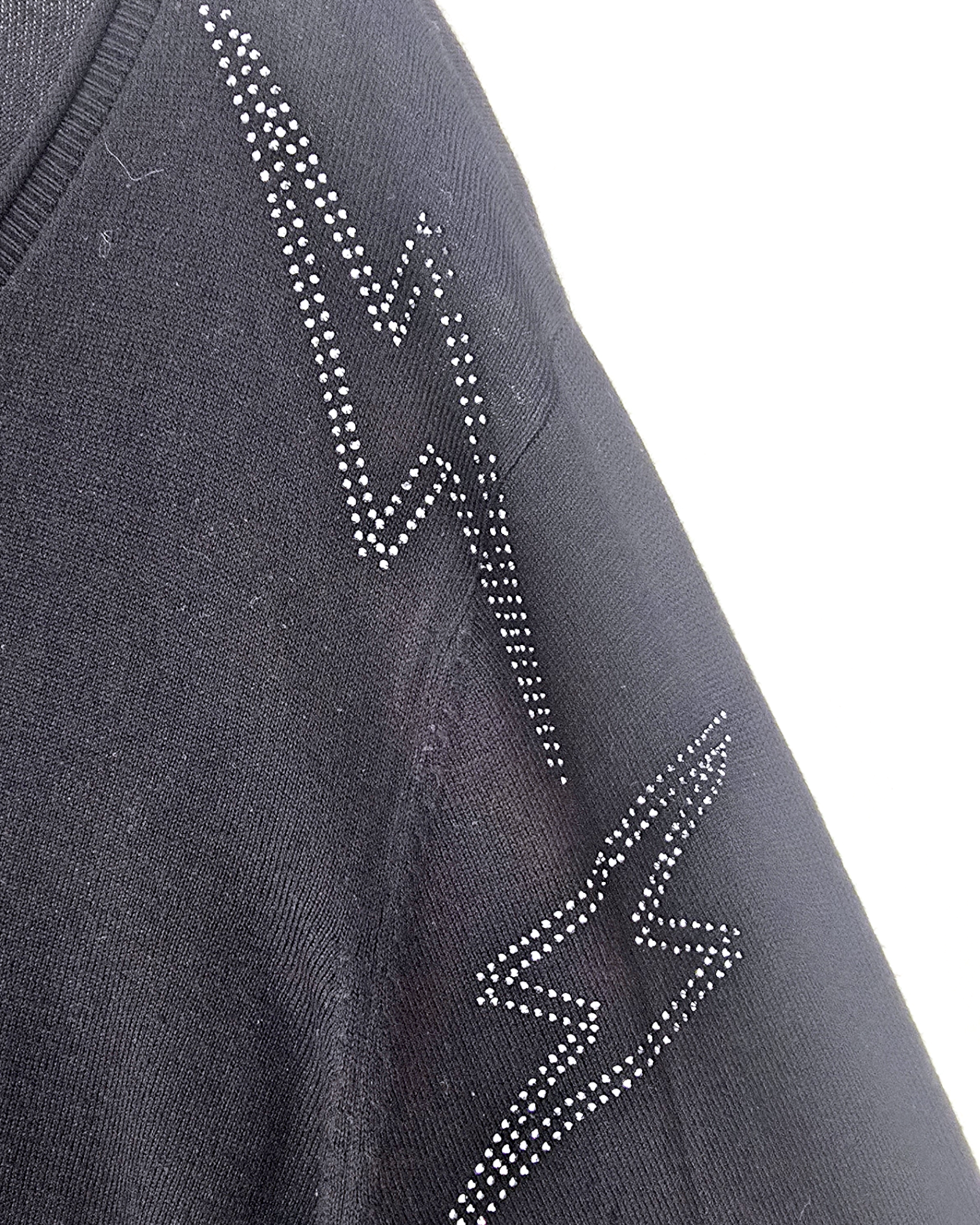 Pull noir éclairs strass