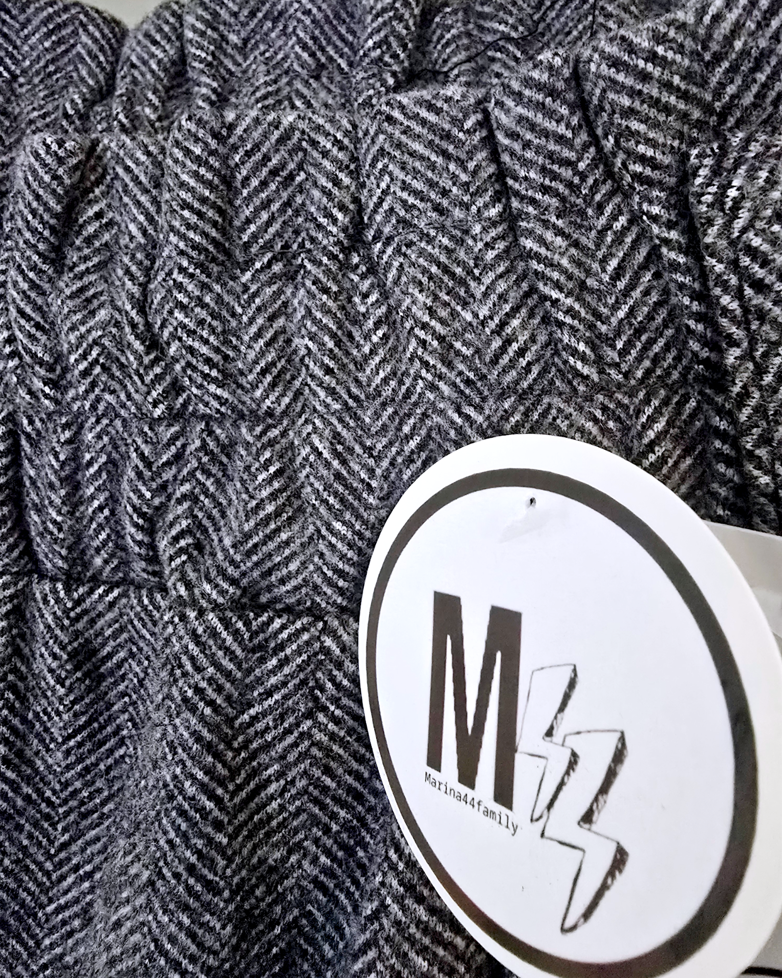 Short chevron gris