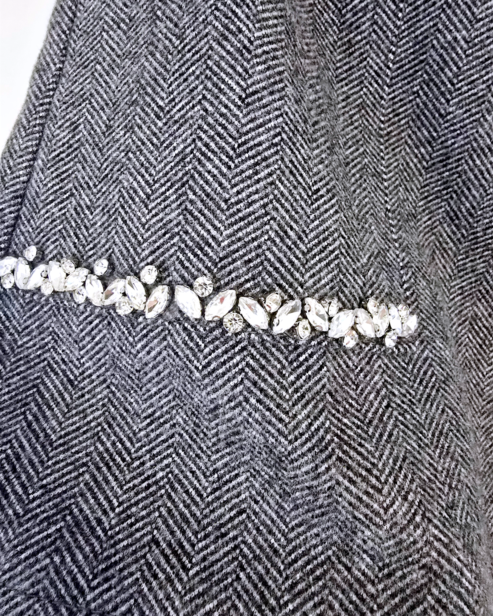 Short chevron gris