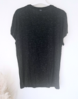 T-shirt noir avec perles bijoux