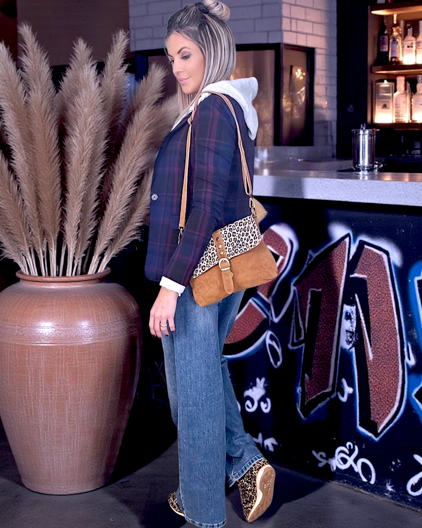 Veste cintrée bleu marine à imprimé à carreaux violet