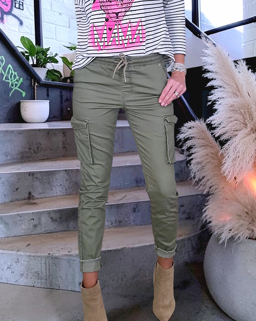 Pantalon cargo kaki - 𝐌𝐚𝐫𝐢𝐧𝐚𝟒𝟒𝐟𝐚𝐦𝐢𝐥𝐲