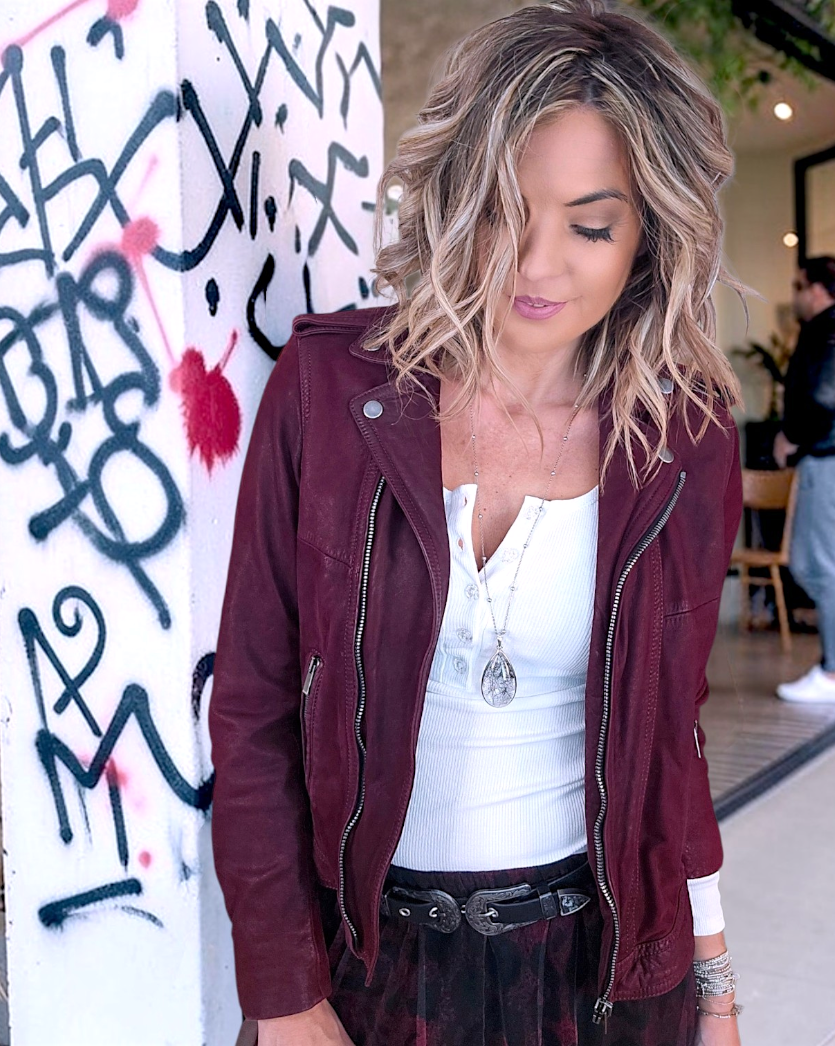 Perfecto aubergine 100% cuir - 𝐌𝐚𝐫𝐢𝐧𝐚𝟒𝟒𝐟𝐚𝐦𝐢𝐥𝐲