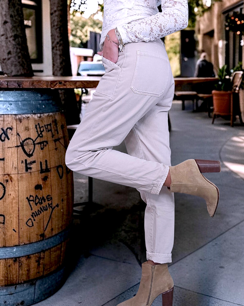Pantalon beige en coton - 𝐌𝐚𝐫𝐢𝐧𝐚𝟒𝟒𝐟𝐚𝐦𝐢𝐥𝐲