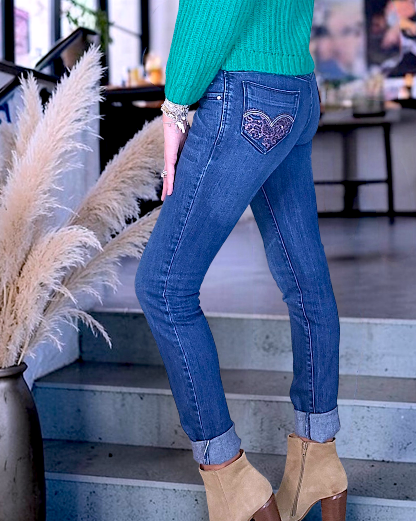 Jean bleu slim à poches fantaisies - 𝐌𝐚𝐫𝐢𝐧𝐚𝟒𝟒𝐟𝐚𝐦𝐢𝐥𝐲