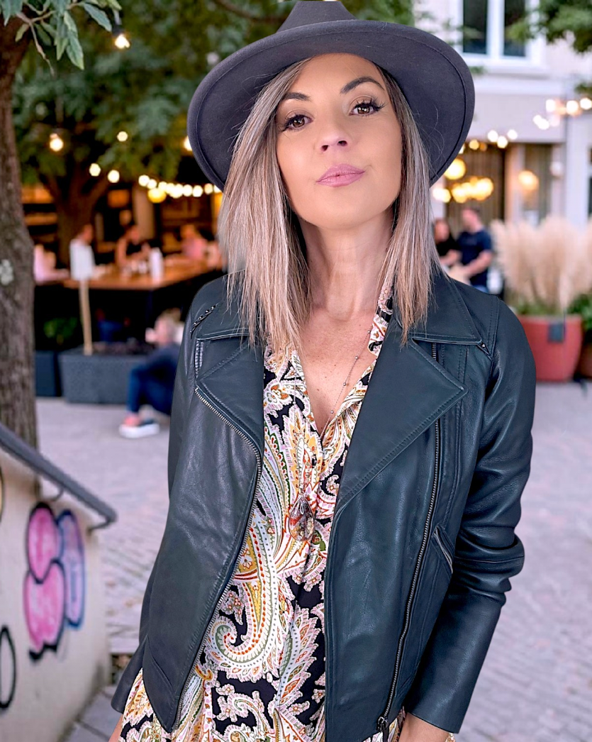 Perfecto vert 100% cuir - 𝐌𝐚𝐫𝐢𝐧𝐚𝟒𝟒𝐟𝐚𝐦𝐢𝐥𝐲