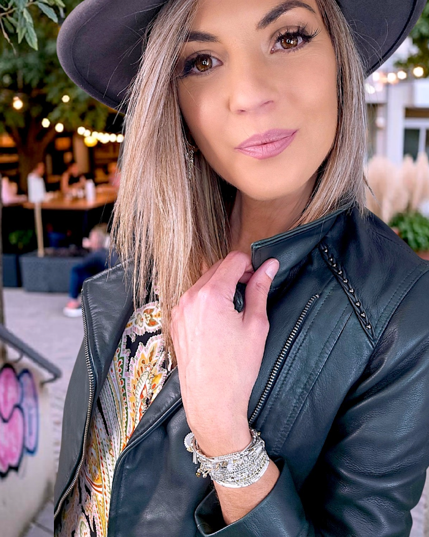 Perfecto vert 100% cuir - 𝐌𝐚𝐫𝐢𝐧𝐚𝟒𝟒𝐟𝐚𝐦𝐢𝐥𝐲