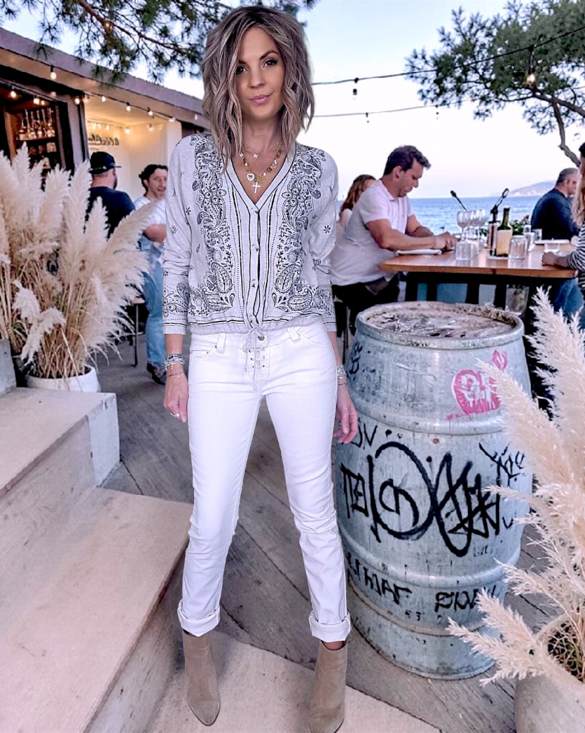 Jean regular blanc - 𝐌𝐚𝐫𝐢𝐧𝐚𝟒𝟒𝐟𝐚𝐦𝐢𝐥𝐲