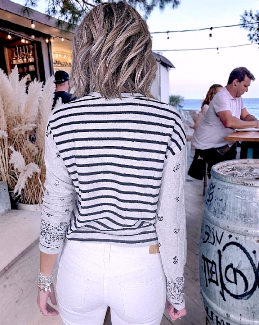 Cardigan marinière à imprimé bandana - 𝐌𝐚𝐫𝐢𝐧𝐚𝟒𝟒𝐟𝐚𝐦𝐢𝐥𝐲