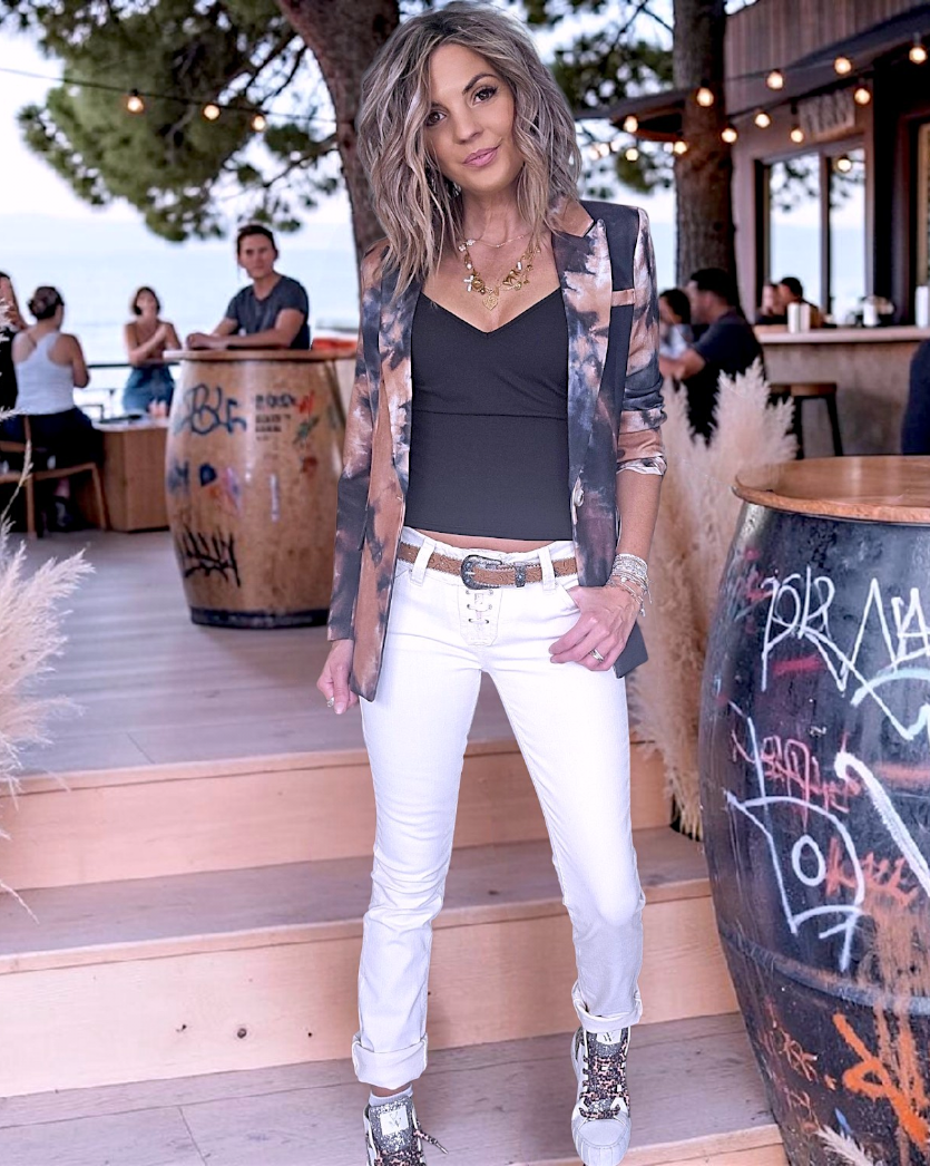 Débardeur noir en lycra - 𝐌𝐚𝐫𝐢𝐧𝐚𝟒𝟒𝐟𝐚𝐦𝐢𝐥𝐲
