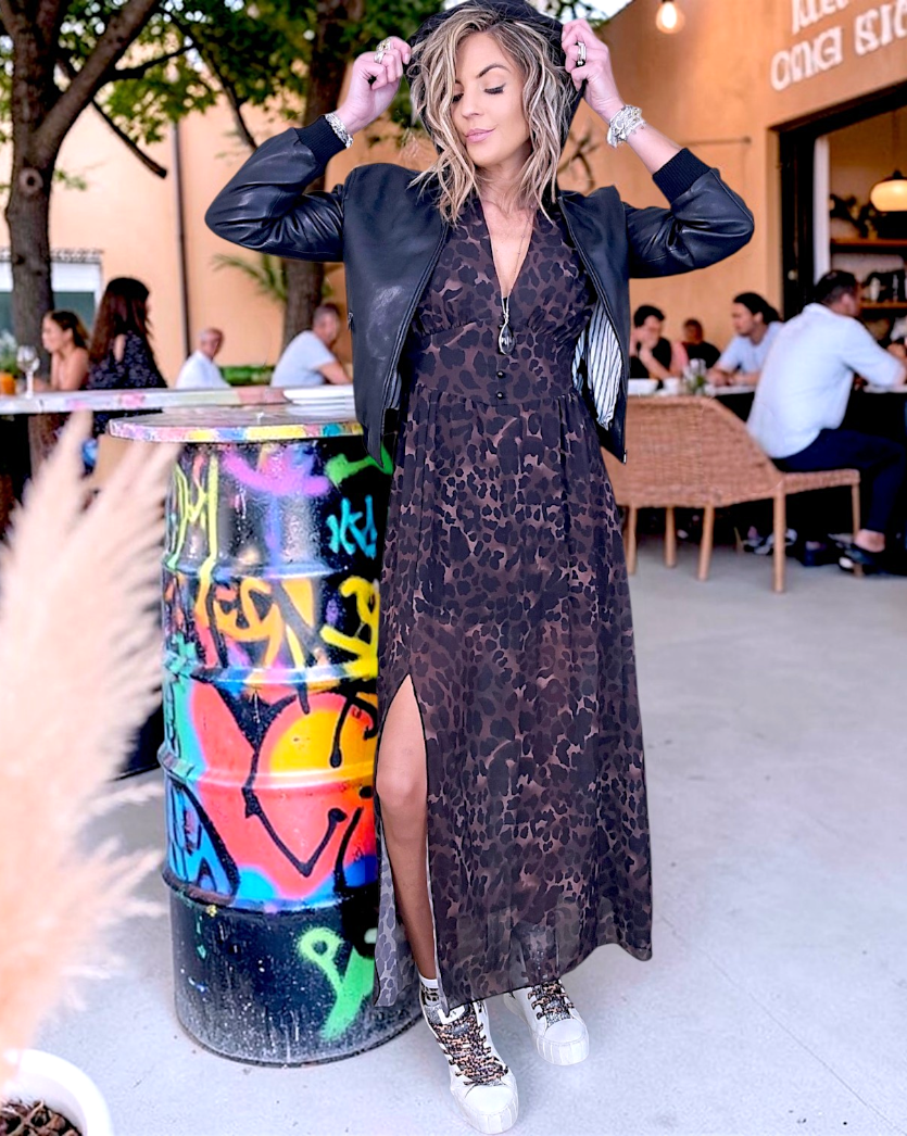 Robe 7/8è à imprimé léopard noir et marron - 𝐌𝐚𝐫𝐢𝐧𝐚𝟒𝟒𝐟𝐚𝐦𝐢𝐥𝐲