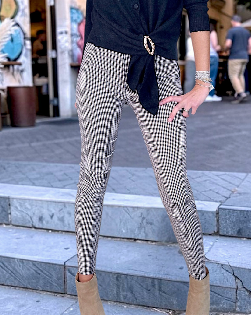 Pantalon à imprimé pied-de-poule - 𝐌𝐚𝐫𝐢𝐧𝐚𝟒𝟒𝐟𝐚𝐦𝐢𝐥𝐲