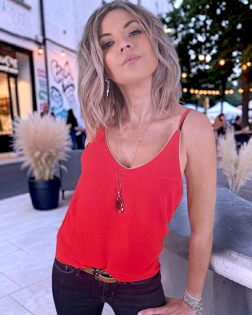 Débardeur rouge vif - 𝐌𝐚𝐫𝐢𝐧𝐚𝟒𝟒𝐟𝐚𝐦𝐢𝐥𝐲