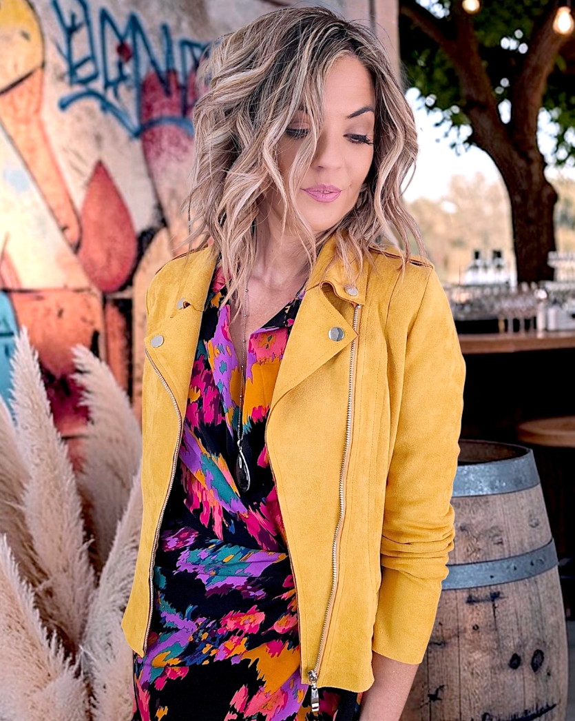 Perfecto suédine jaune - 𝐌𝐚𝐫𝐢𝐧𝐚𝟒𝟒𝐟𝐚𝐦𝐢𝐥𝐲