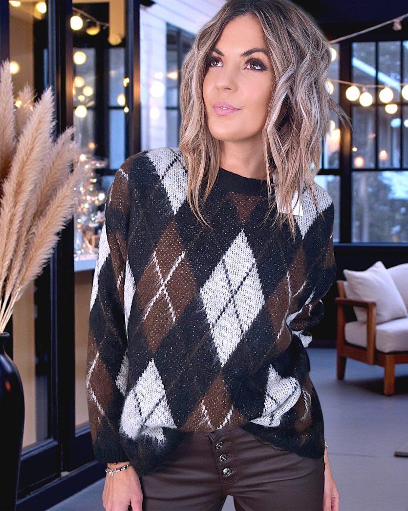 Pull à damiers marron - 𝐌𝐚𝐫𝐢𝐧𝐚𝟒𝟒𝐟𝐚𝐦𝐢𝐥𝐲