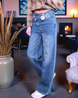 Jean bleu coupe droite à ceinture asymétrique. - 𝐌𝐚𝐫𝐢𝐧𝐚𝟒𝟒𝐟𝐚𝐦𝐢𝐥𝐲