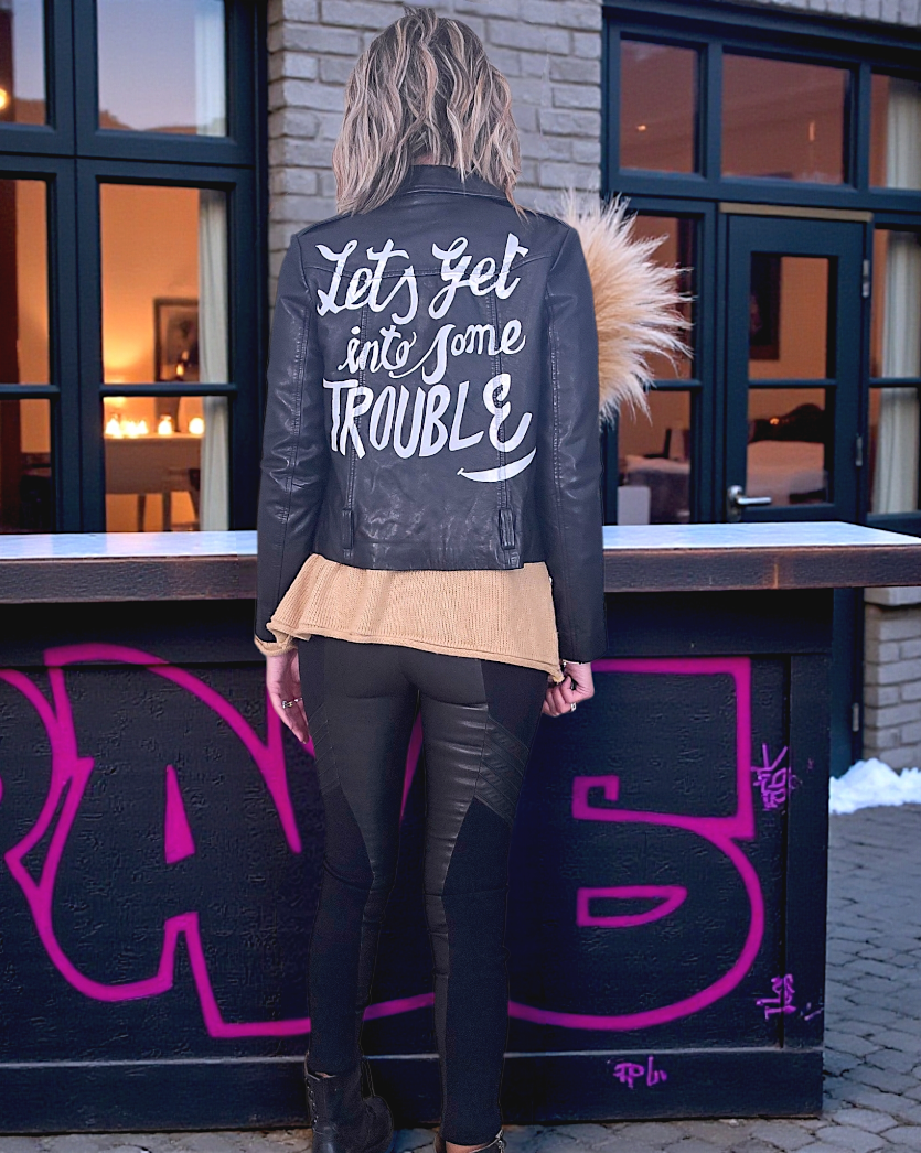 Perfecto noir 100% cuir à tags - 𝐌𝐚𝐫𝐢𝐧𝐚𝟒𝟒𝐟𝐚𝐦𝐢𝐥𝐲
