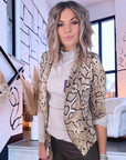 Veste cintrée à imprimé python maille sweat - 𝐌𝐚𝐫𝐢𝐧𝐚𝟒𝟒𝐟𝐚𝐦𝐢𝐥𝐲