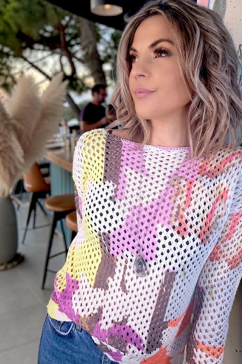 Pull ajourée à imprimé camouflage - 𝐌𝐚𝐫𝐢𝐧𝐚𝟒𝟒𝐟𝐚𝐦𝐢𝐥𝐲