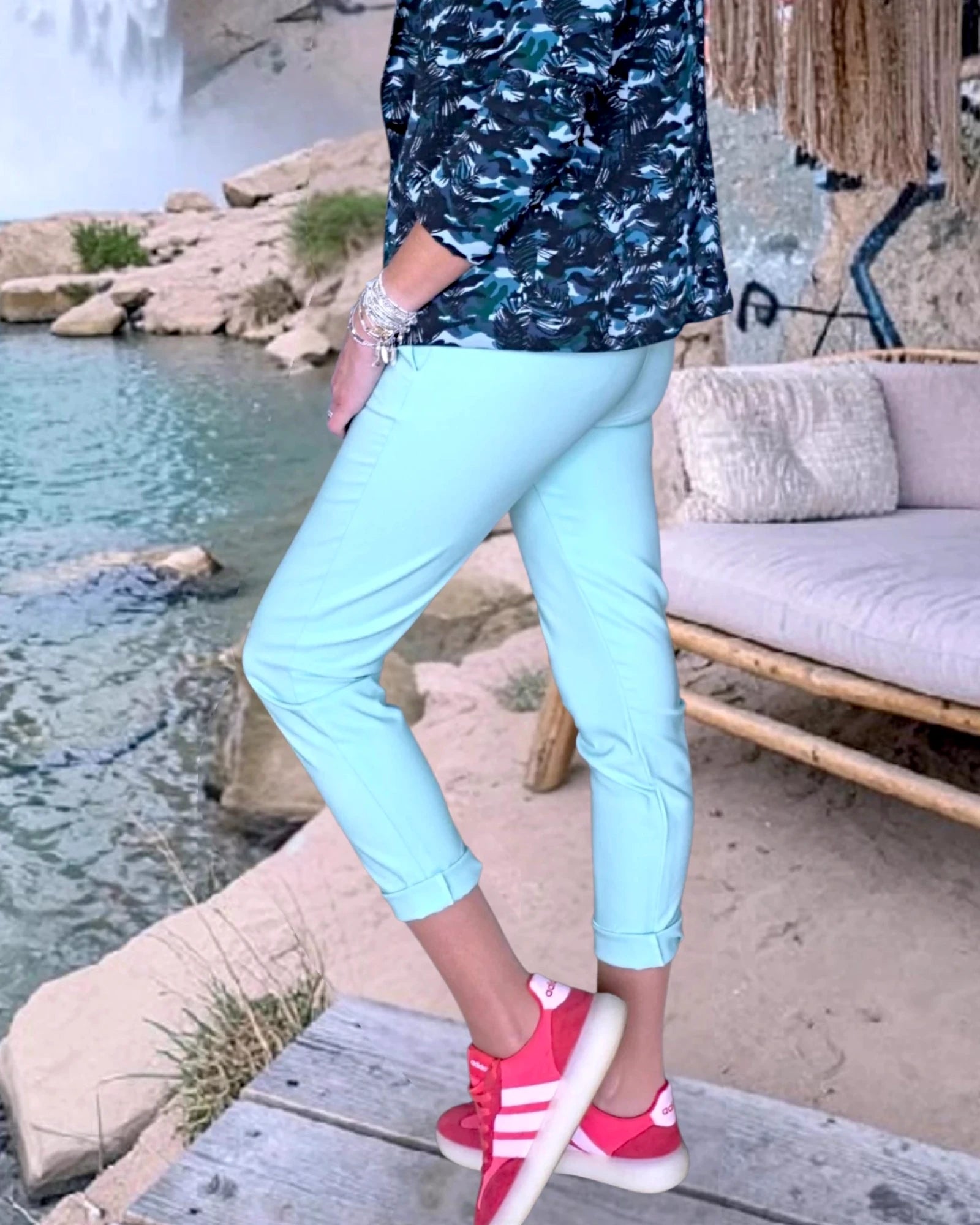 Pantalon chic bleu - vert menthe - 𝐌𝐚𝐫𝐢𝐧𝐚𝟒𝟒𝐟𝐚𝐦𝐢𝐥𝐲
