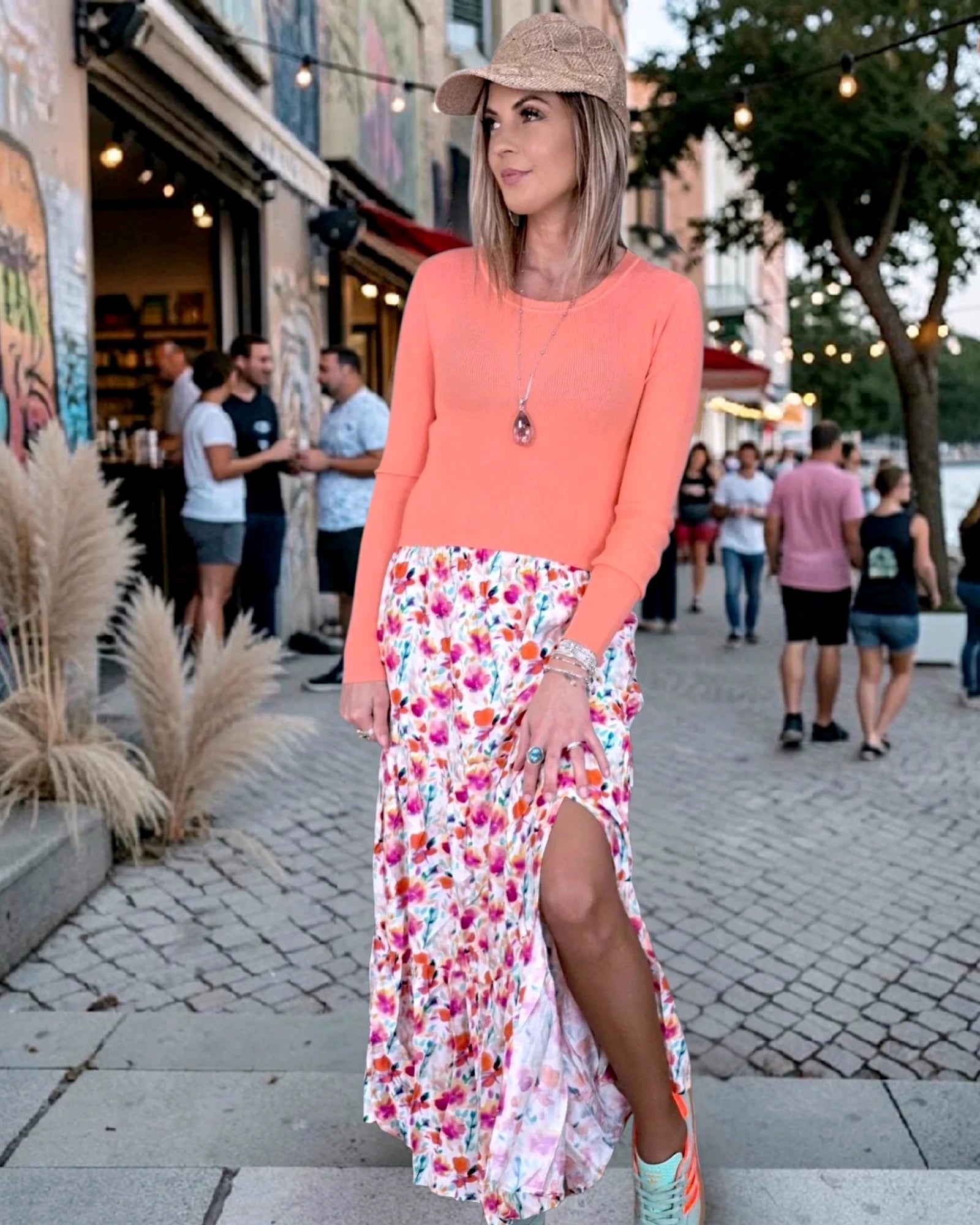 Pull corail clair à maille fine côtelée - 𝐌𝐚𝐫𝐢𝐧𝐚𝟒𝟒𝐟𝐚𝐦𝐢𝐥𝐲